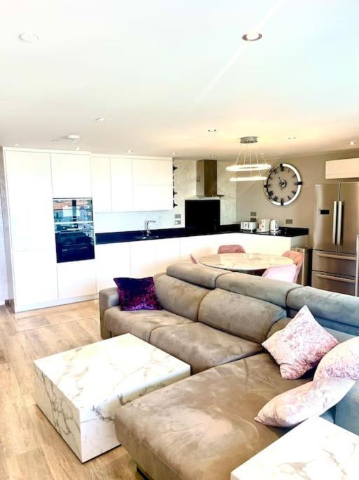 Ocean Village High Floor Luxury Modern Apartment Gibraltar Exterior foto