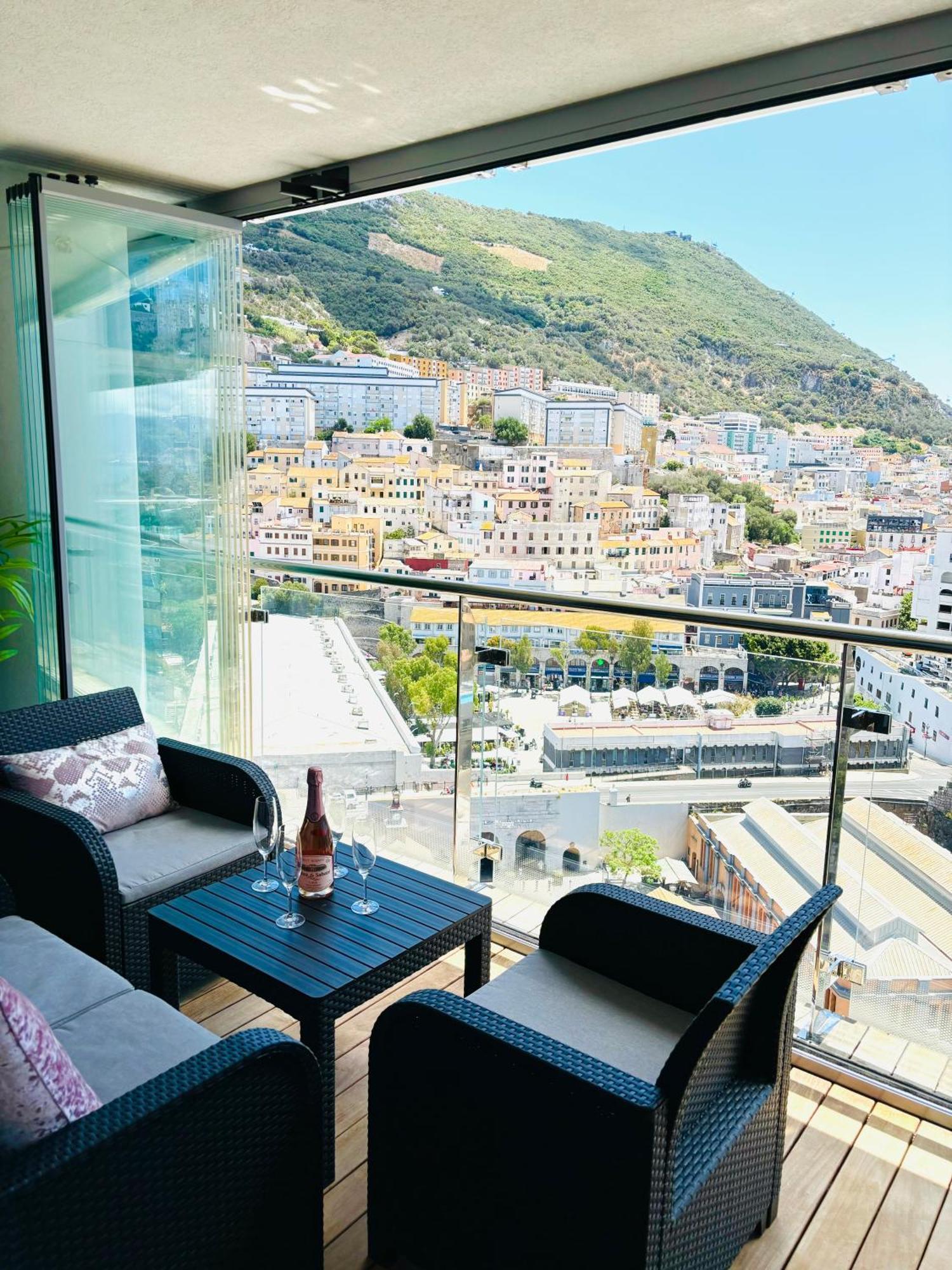 Ocean Village High Floor Luxury Modern Apartment Gibraltar Exterior foto
